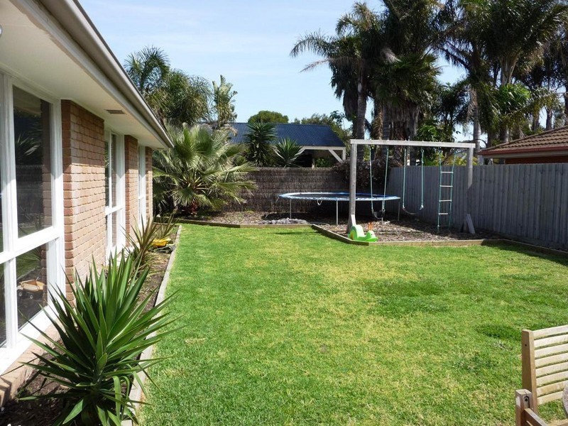 67 Coolibar Avenue, Seaford VIC 3198