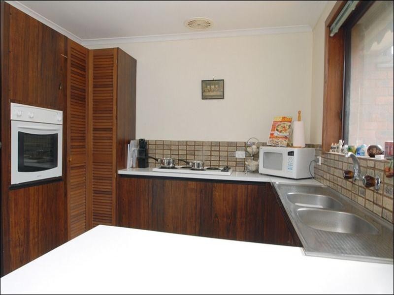 1/9 Sherwood Avenue, Chelsea VIC 3196