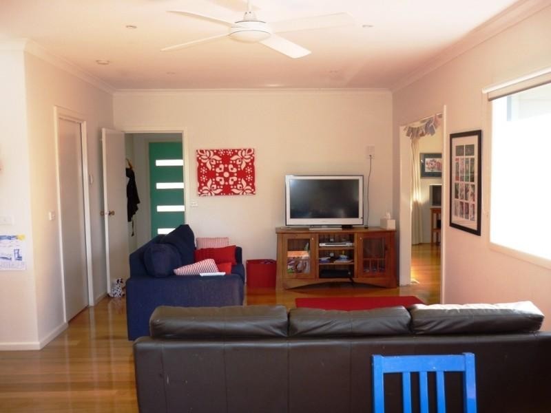 102 Elsie Grove, Chelsea VIC 3196