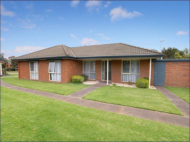 15 Parkside Boulevard, Carrum VIC 3197