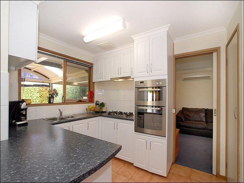 15 Parkside Boulevard, Carrum VIC 3197