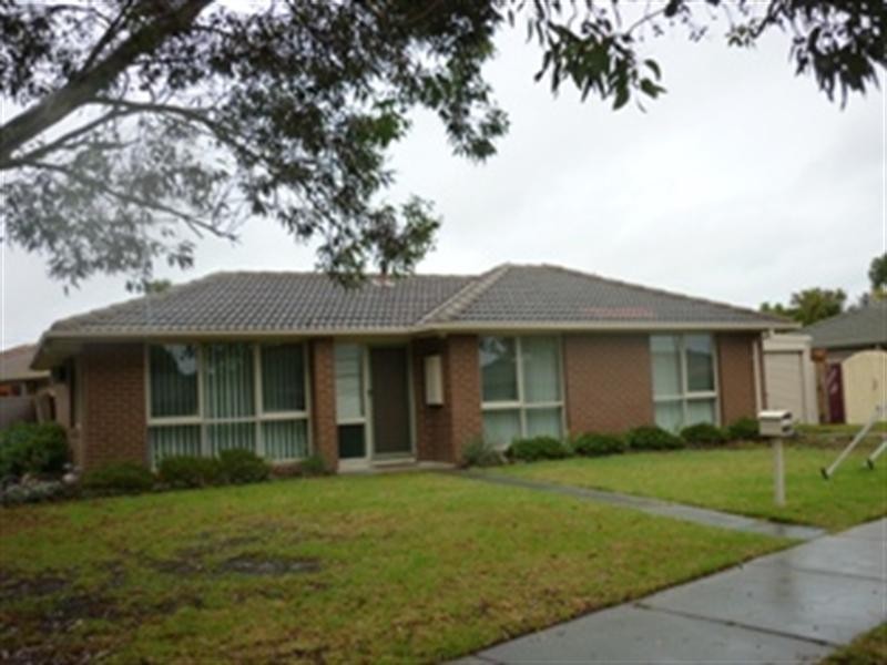 2 Yass Court, Patterson Lakes VIC 3197