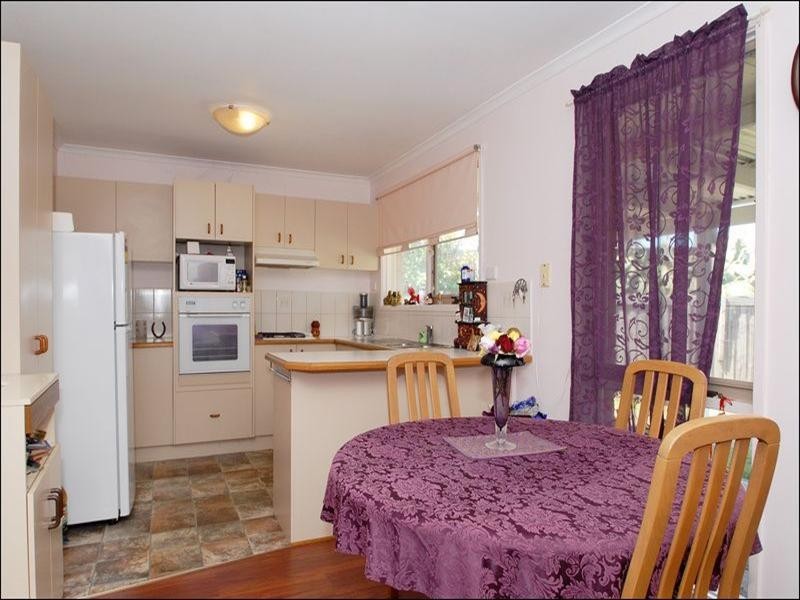 12 Longbeach Close, Aspendale VIC 3195