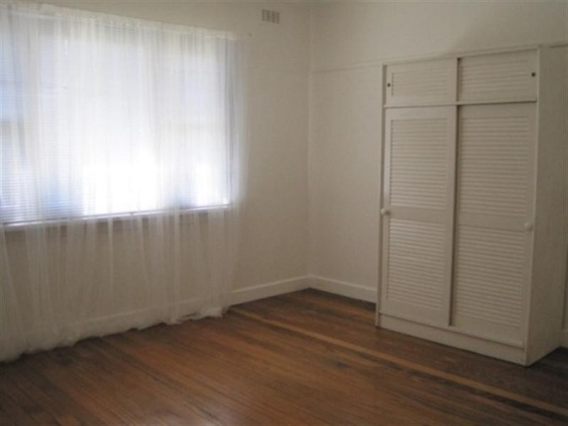 1/28 Glenola Road, Chelsea VIC 3196