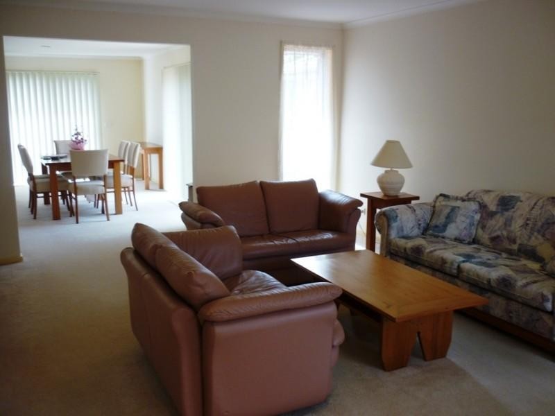 4/11 Swanpool Avenue, Chelsea VIC 3196