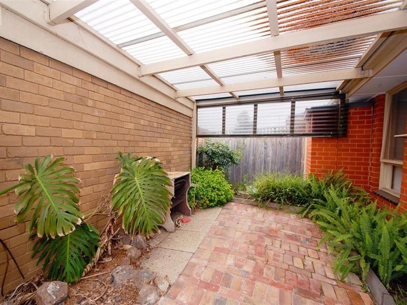 4/27 Embankment Grove, Chelsea VIC 3196