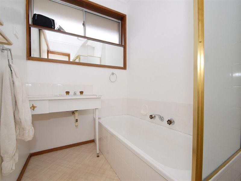 4/27 Embankment Grove, Chelsea VIC 3196