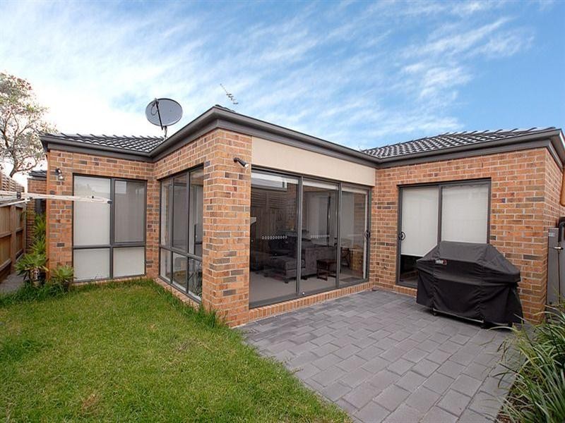 4/3 Albert Street, Mordialloc VIC 3195