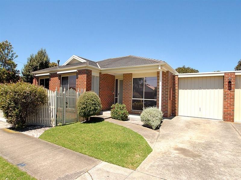 4 Walkers Road, Carrum VIC 3197