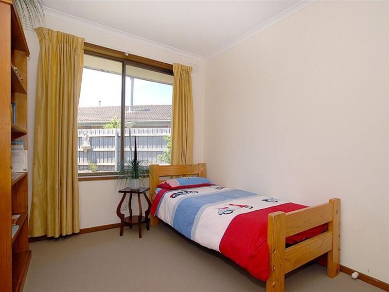 34 Amaroo Drive, Chelsea Heights VIC 3196