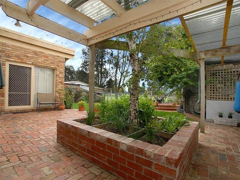 49 Hughes Avenue, Edithvale VIC 3196