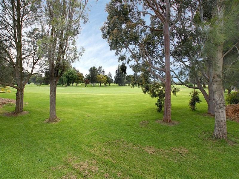 49 Hughes Avenue, Edithvale VIC 3196