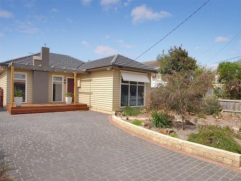 4 Warren Street, Bonbeach VIC 3196