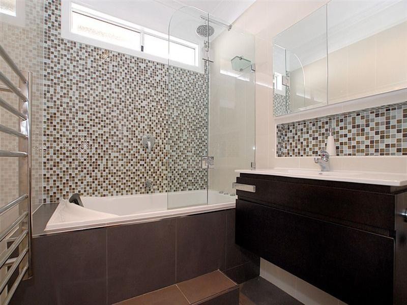 4 Warren Street, Bonbeach VIC 3196