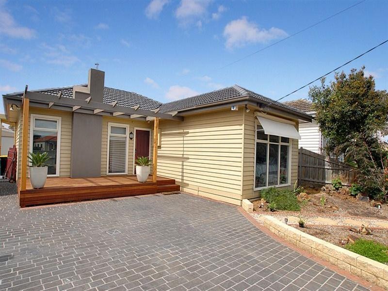 4 Warren Street, Bonbeach VIC 3196