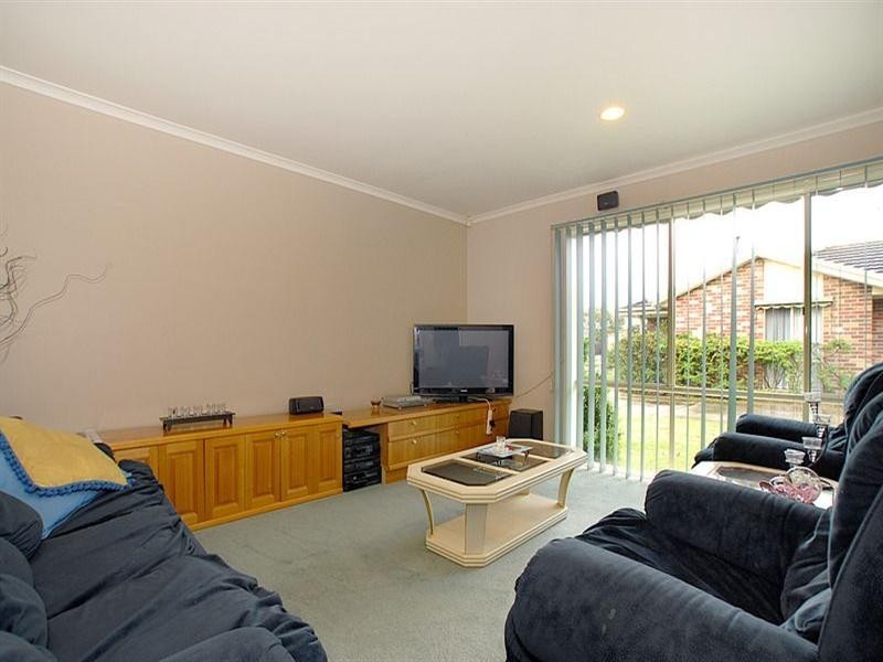 12 Parkland Drive, Chelsea VIC 3196