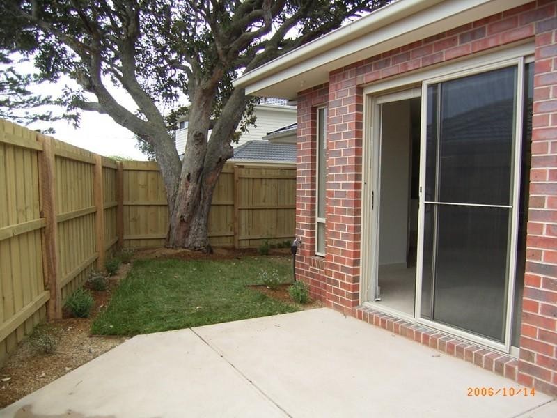 3/10 Bondi Road, Bonbeach VIC 3196