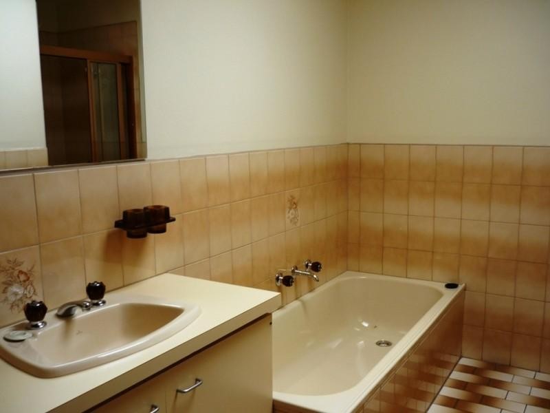 8 Little Colenso Street, Carrum VIC 3197