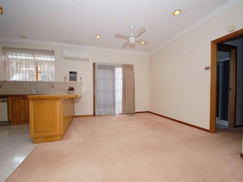 11 Kangaroo Road, Chelsea VIC 3196