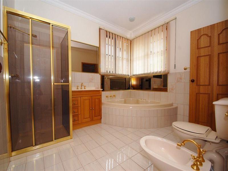 11 Kangaroo Road, Chelsea VIC 3196