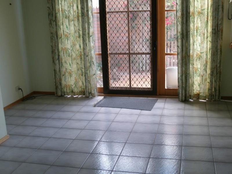 2/214 Nepean Highway, Seaford VIC 3198