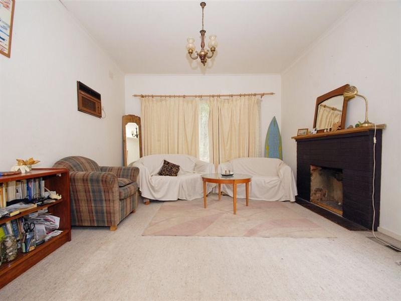 27 Mernda Avenue, Bonbeach VIC 3196