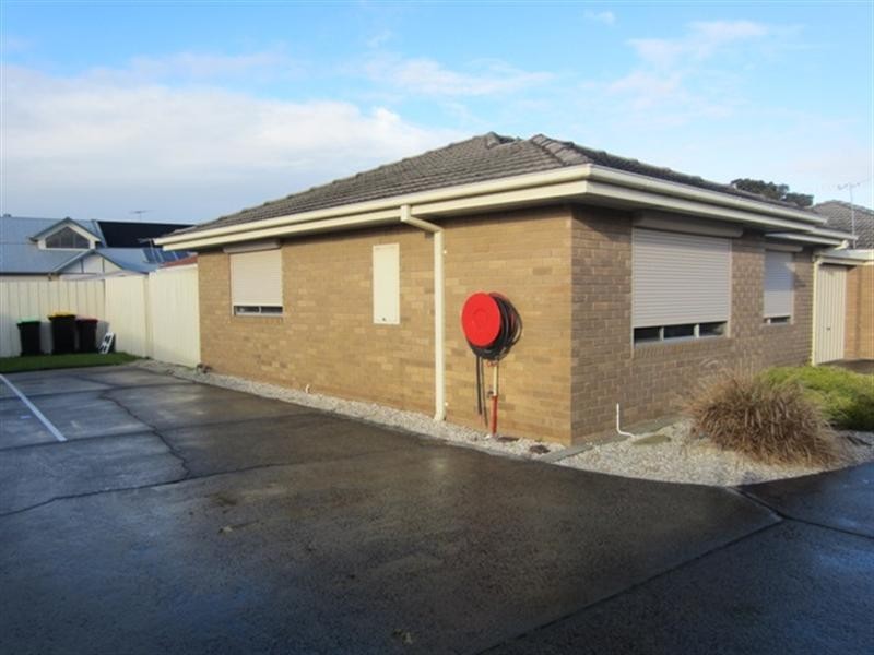 2/29 Embankment Grove, Chelsea VIC 3196