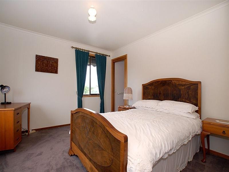 9 Inlet Street, Aspendale VIC 3195