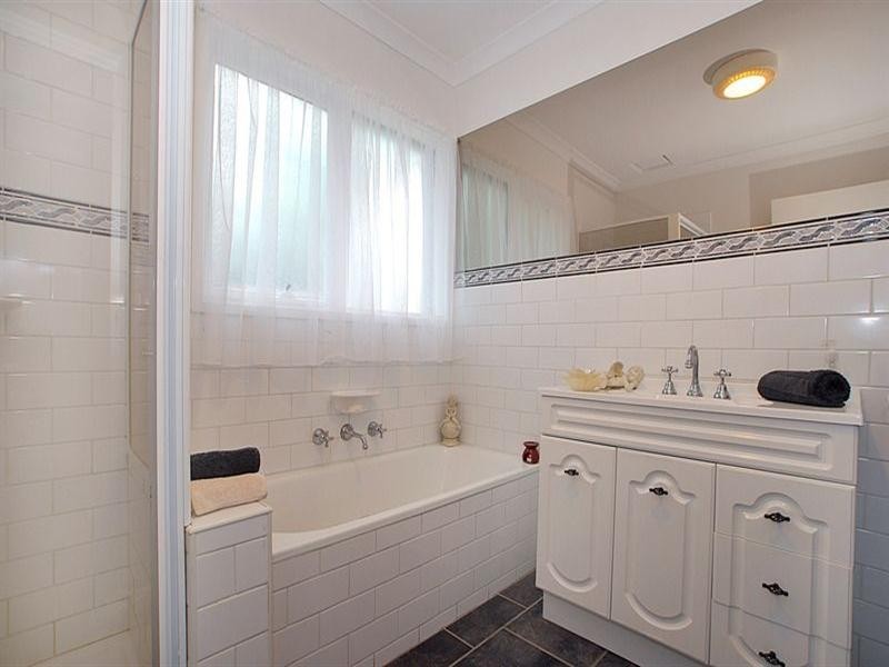 31 Chelsea Park Drive, Chelsea Heights VIC 3196