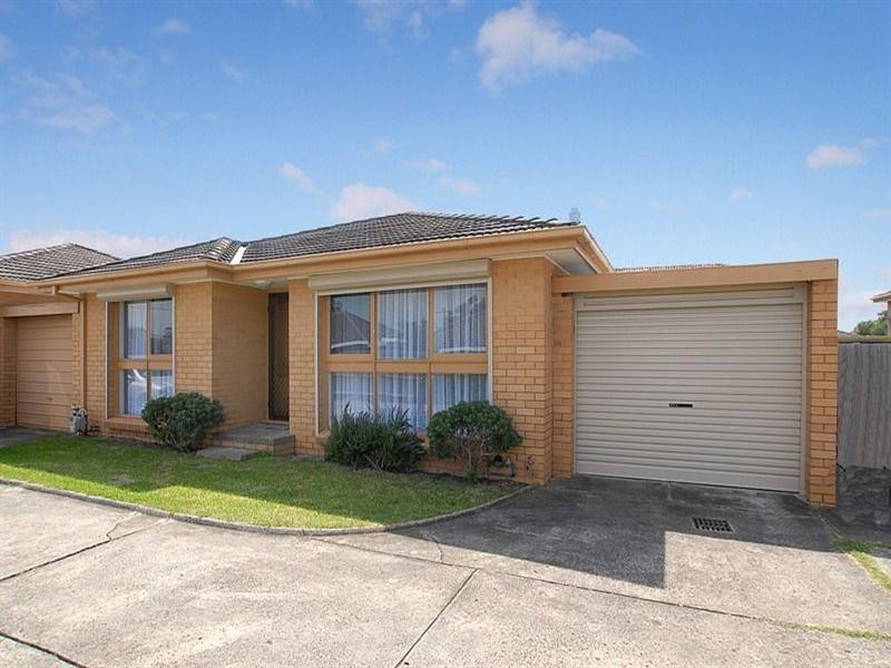 2/30 Golden Avenue, Chelsea VIC 3196