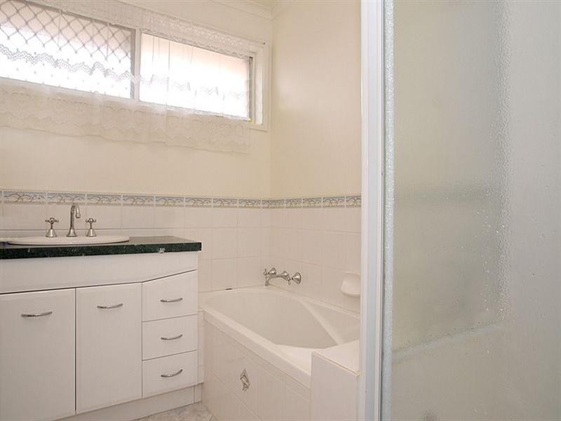 3/25 Embankment Grove, Chelsea VIC 3196