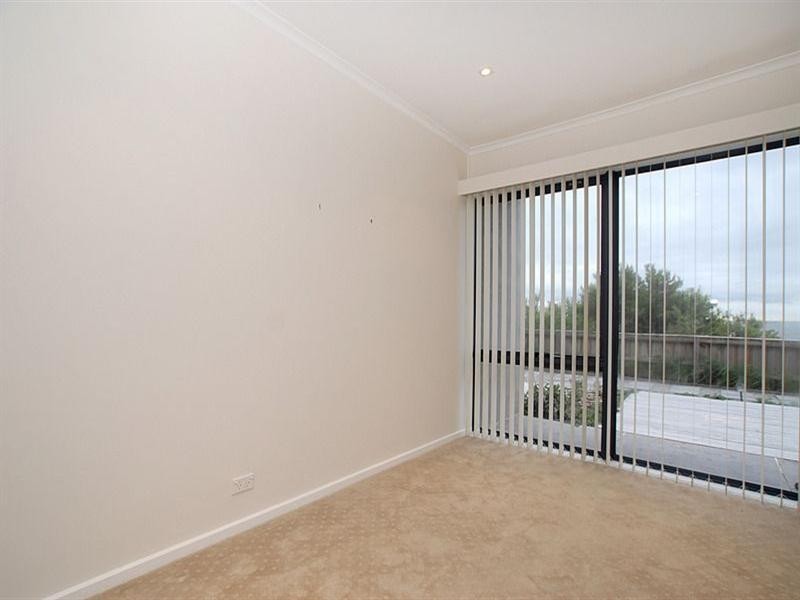 1/10 Bank Road, Edithvale VIC 3196