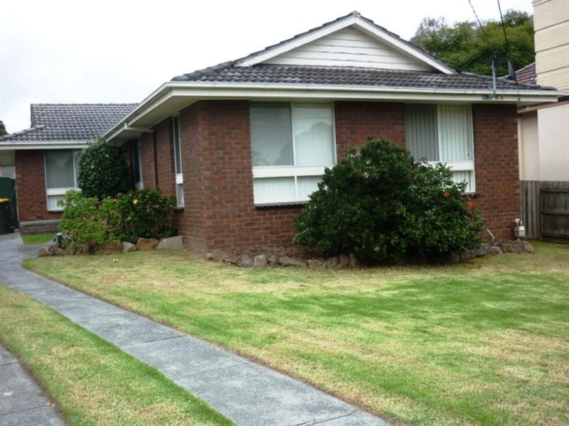 6 Summit Road, Frankston VIC 3199