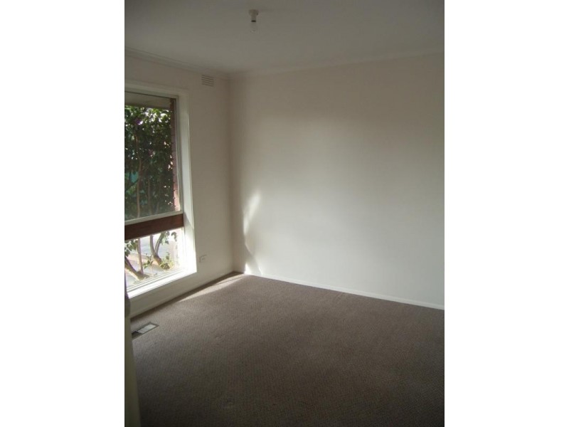 6 Summit Road, Frankston VIC 3199