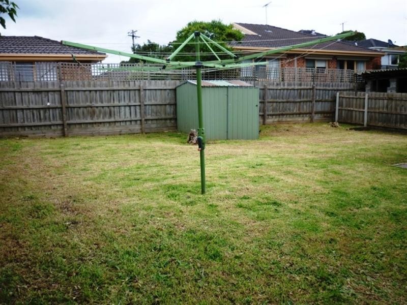 6 Summit Road, Frankston VIC 3199