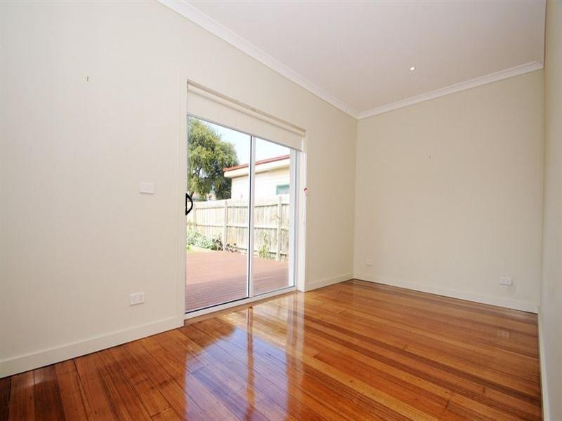 24 Mary Avenue, Edithvale VIC 3196