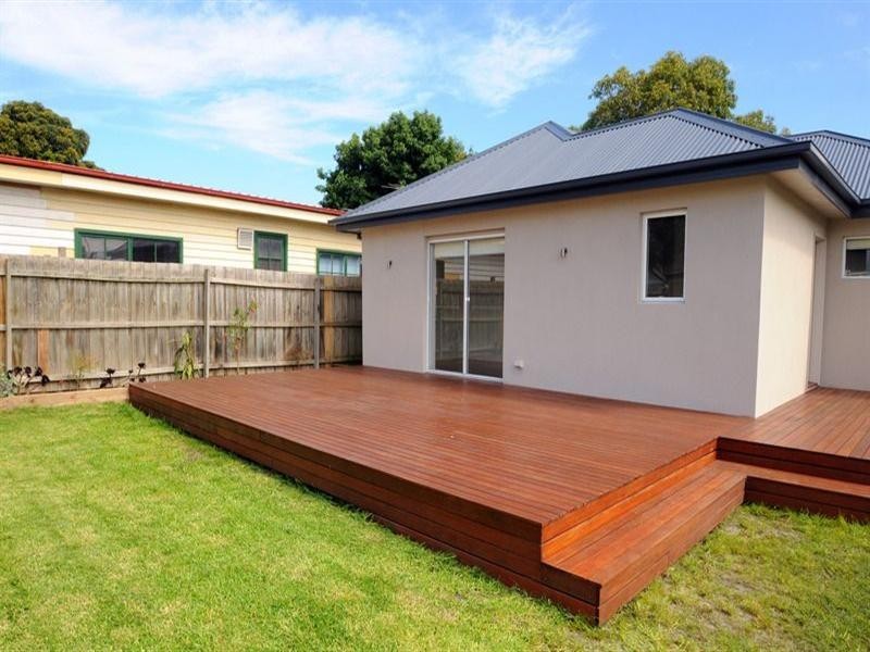 24 Mary Avenue, Edithvale VIC 3196