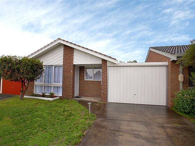 14 Arnold Drive, Chelsea VIC 3196