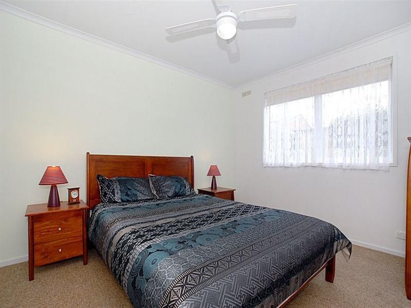 14 Arnold Drive, Chelsea VIC 3196