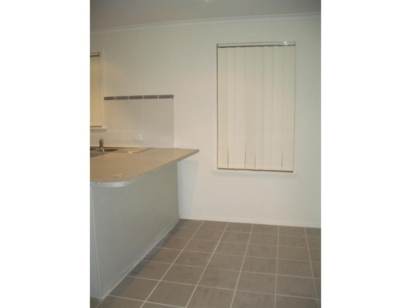 69 Brunning Crescent, Frankston North VIC 3200