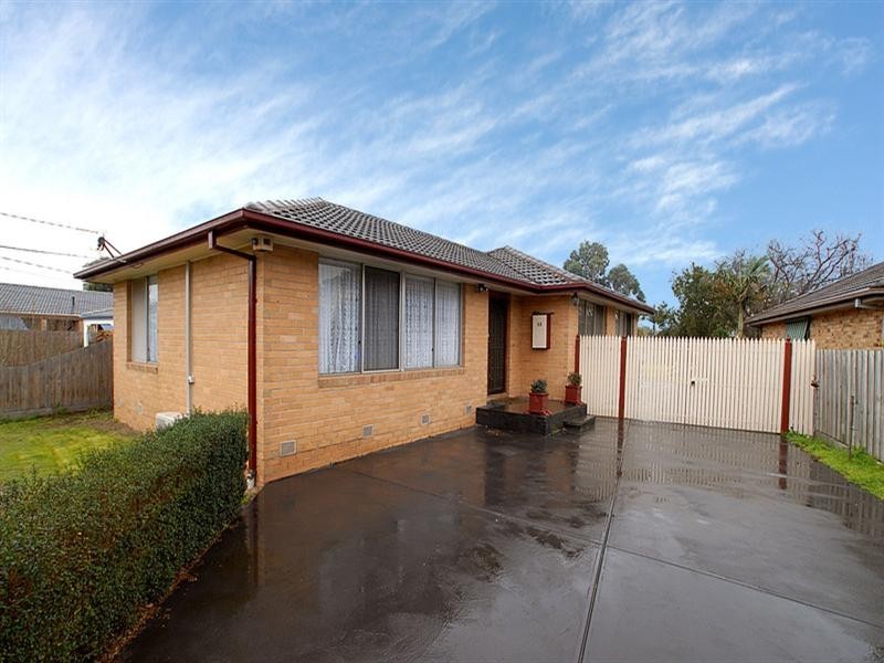 83 East Road, Seaford VIC 3198