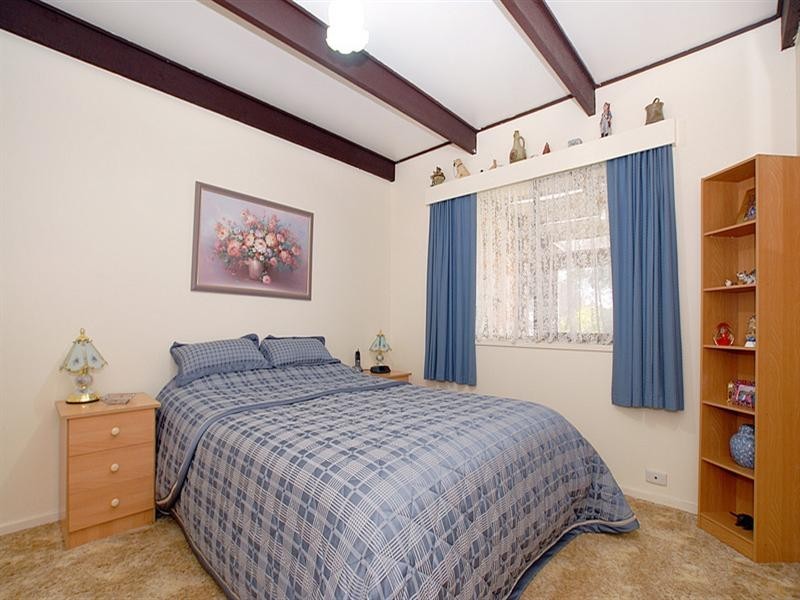 83 East Road, Seaford VIC 3198