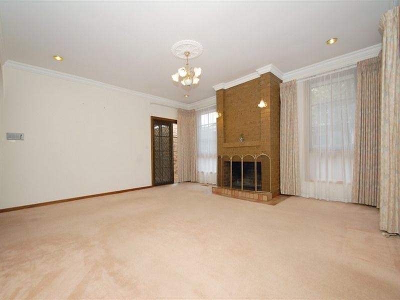 11 Kangaroo Road, Chelsea VIC 3196