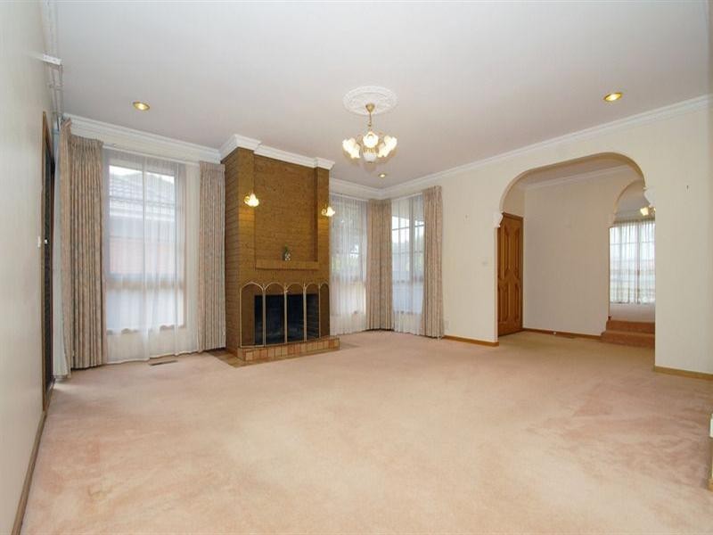 11 Kangaroo Road, Chelsea VIC 3196