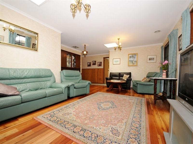 2 Second Avenue, Chelsea Heights VIC 3196