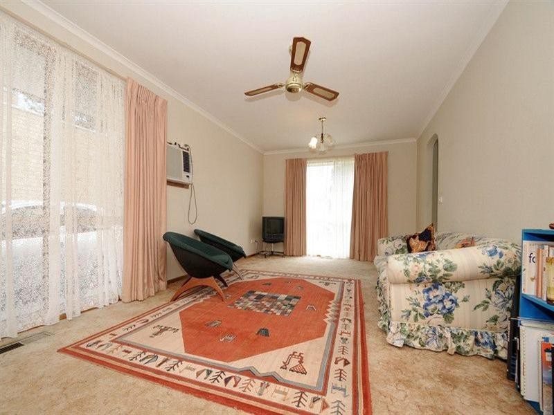 38 Bayside Avenue, Edithvale VIC 3196