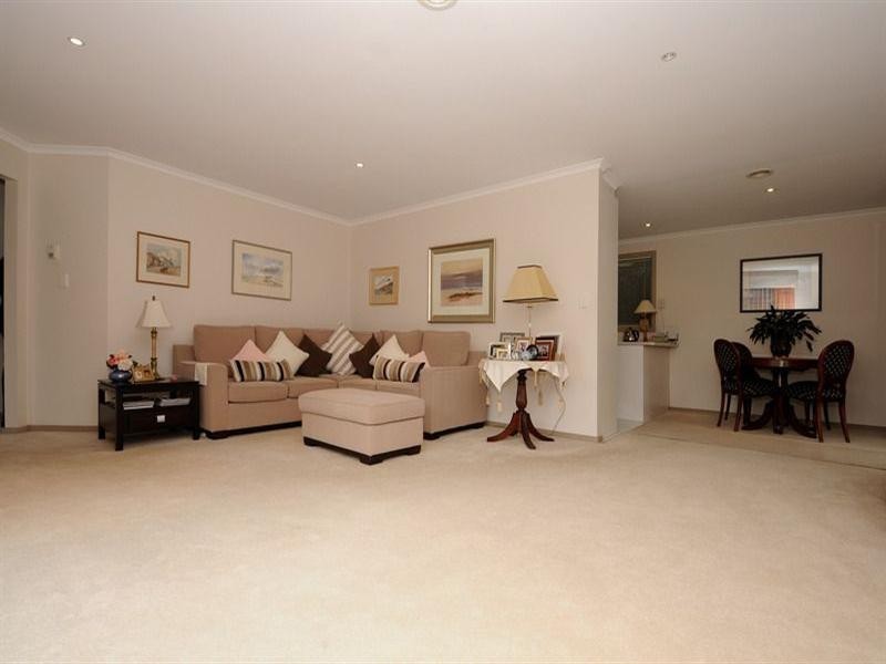 1/2 Lynda Court, Aspendale Gardens VIC 3195