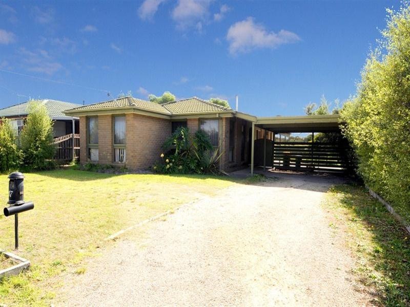 87 Centenary Street, Seaford VIC 3198