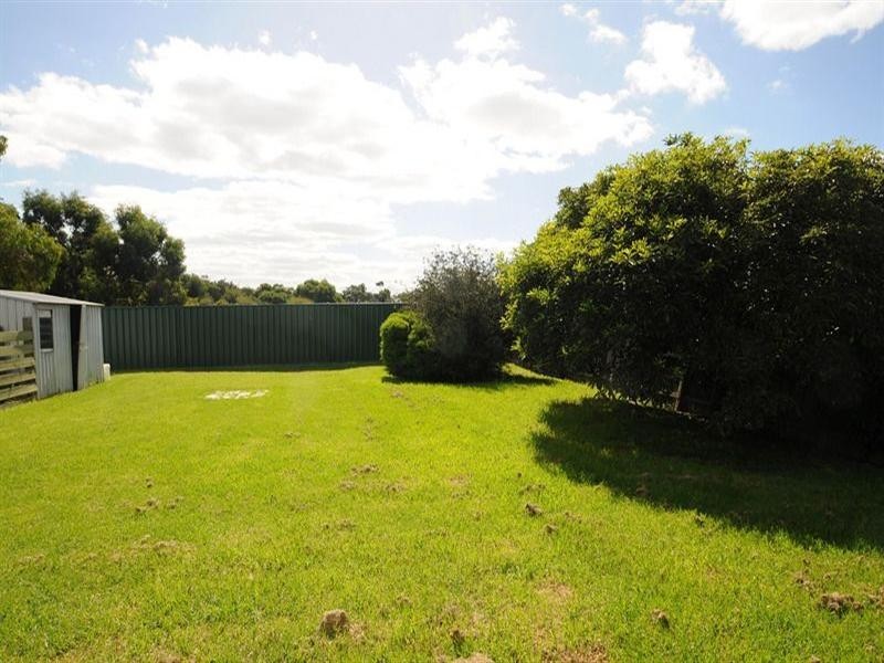 87 Centenary Street, Seaford VIC 3198