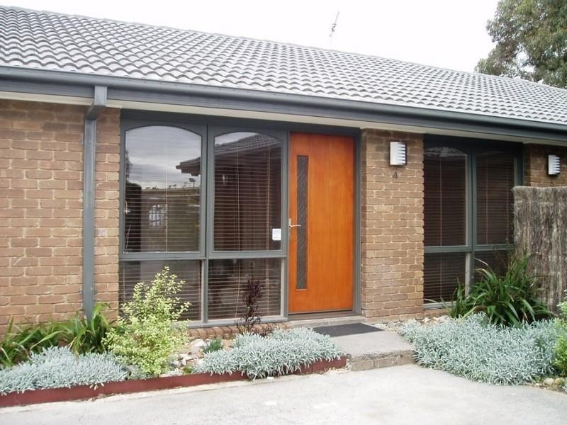 4/4 Buna Avenue, Seaford VIC 3198